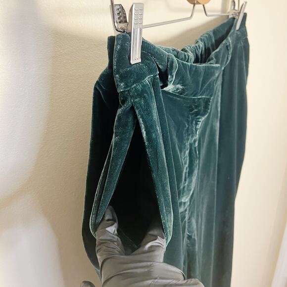 Old Navy Women's High Waisted Taylor Trousers Velvet Green Size XL - Picture 5 of 10